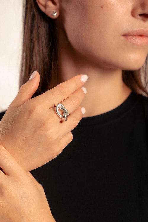Bold knot ring, 925 silver, handmade, iGi jewelry