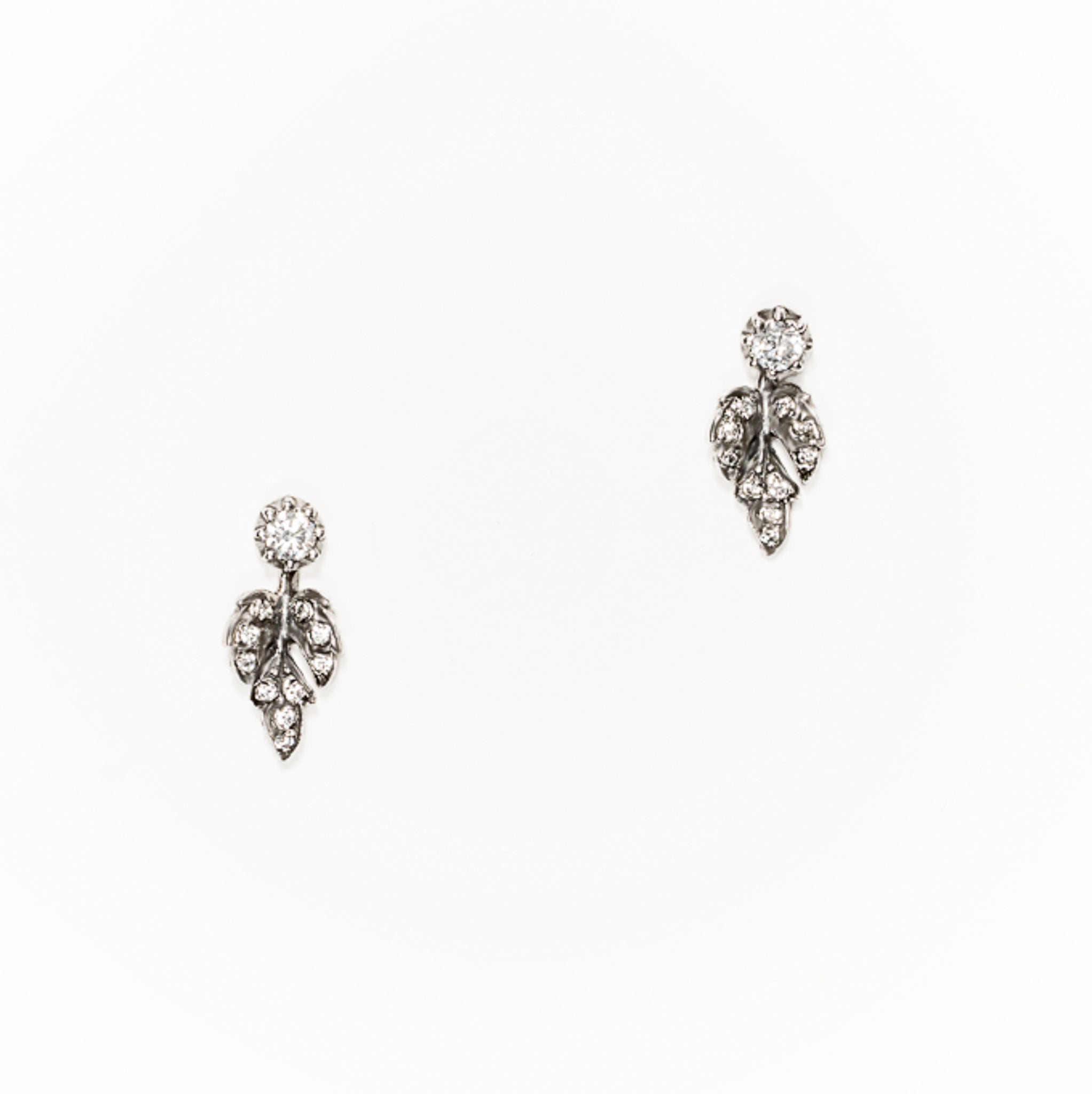 Mi earring, 925 silver, handmade, iGi jewelry
