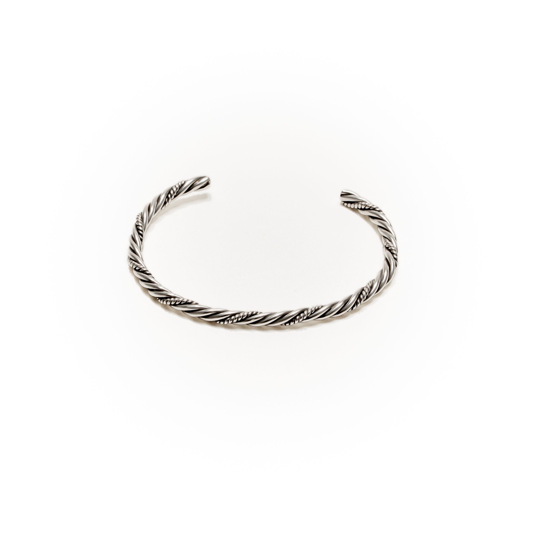 twisted harmony, bracelet, 925 silver, handmade, iGi jewelry